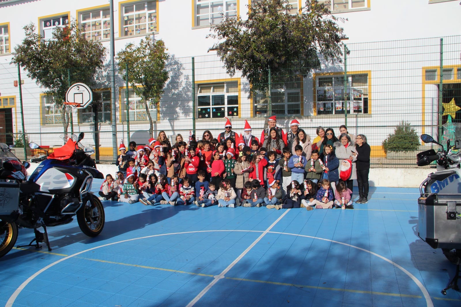 Visita dos Pais Natal Motard à Escola