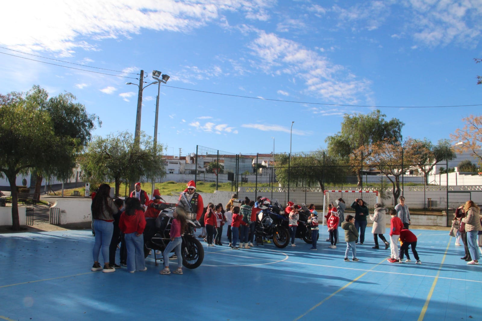 Visita dos Pais Natal Motard à Escola