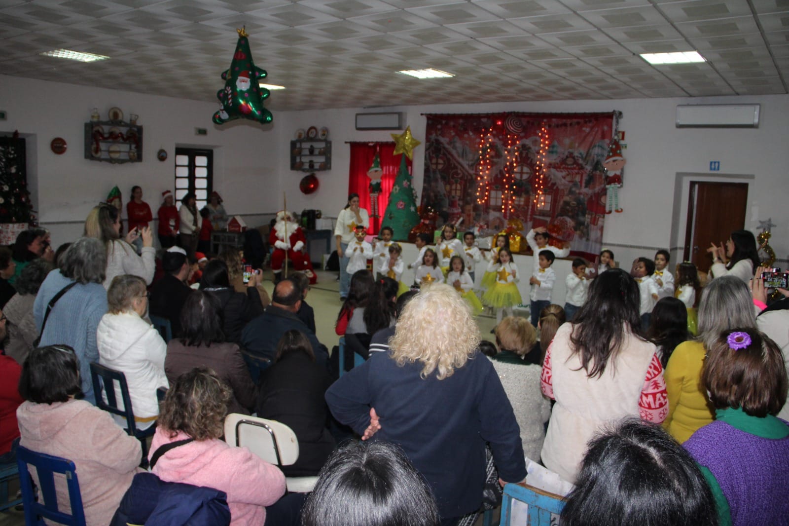 Visita dos Pais Natal Motard à Escola