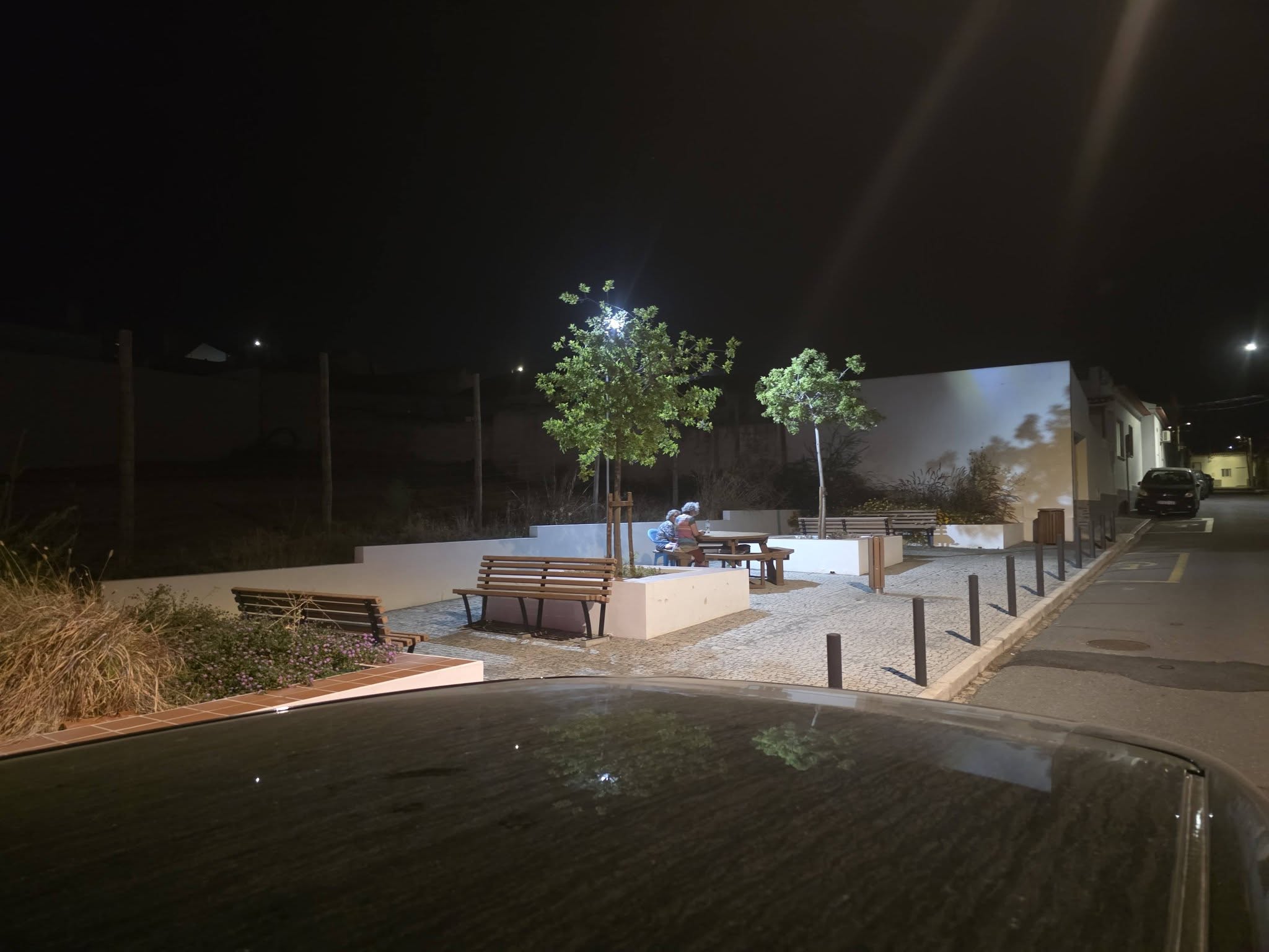 Instalação de Candeeiro em Zona de Lazer